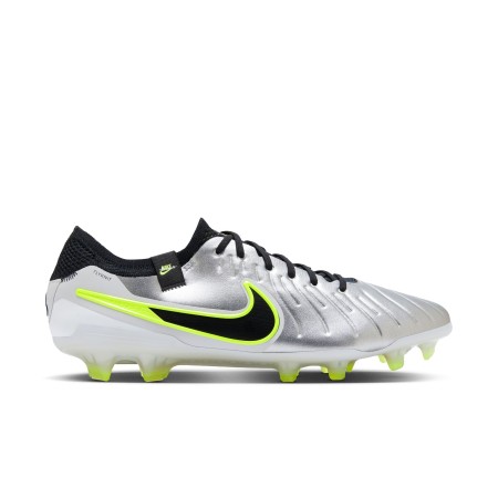 Nike Tiempo Chaussures de Foot Nike Tiempo Espace Foot